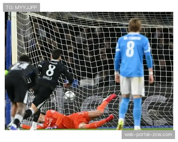 孔蒂盛赞巴西双星助阵新那不勒斯,憾平罗马再添伤兵致谢球迷坚守战斗 孔蒂盛赞巴西双星助阵新那不勒斯,憾平罗马再添伤兵致谢球迷坚守战斗