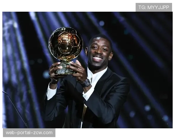 巴黎圣日耳曼赛前发布会，恩里克确认将试验让登贝莱出现在“伪边锋”新位置